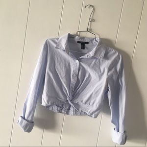 F21 Denim Twist-Front Crop Top. Size Medium.